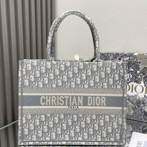 DIOR 𝗕𝗼𝗼𝗸 𝘁𝗼𝘁𝗲 购物袋 经典老花灰中号