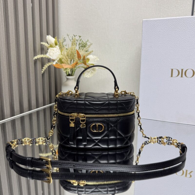 DIOR 30 Montaigne 迷你 Vanity 手袋「黑色羊皮」型号:0820