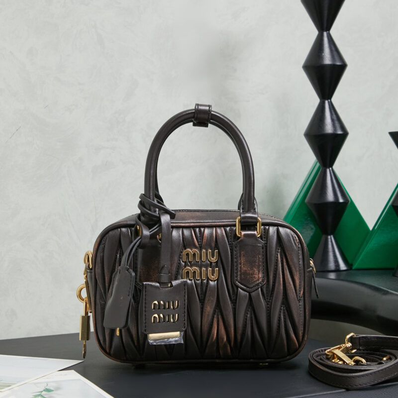 MIUMIU M家新品too pretty保龄球手袋 5BB123 复古
