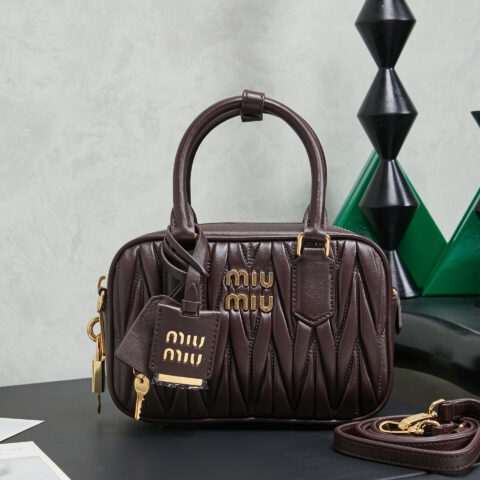 MIUMIU M家新品too pretty保龄球手袋 5BB123 石楠木