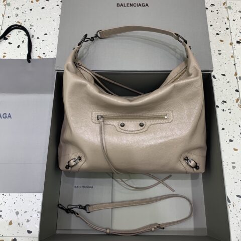 Balenciaga 新款 Le City Hobo 斜挎包 款号:852569【大号】