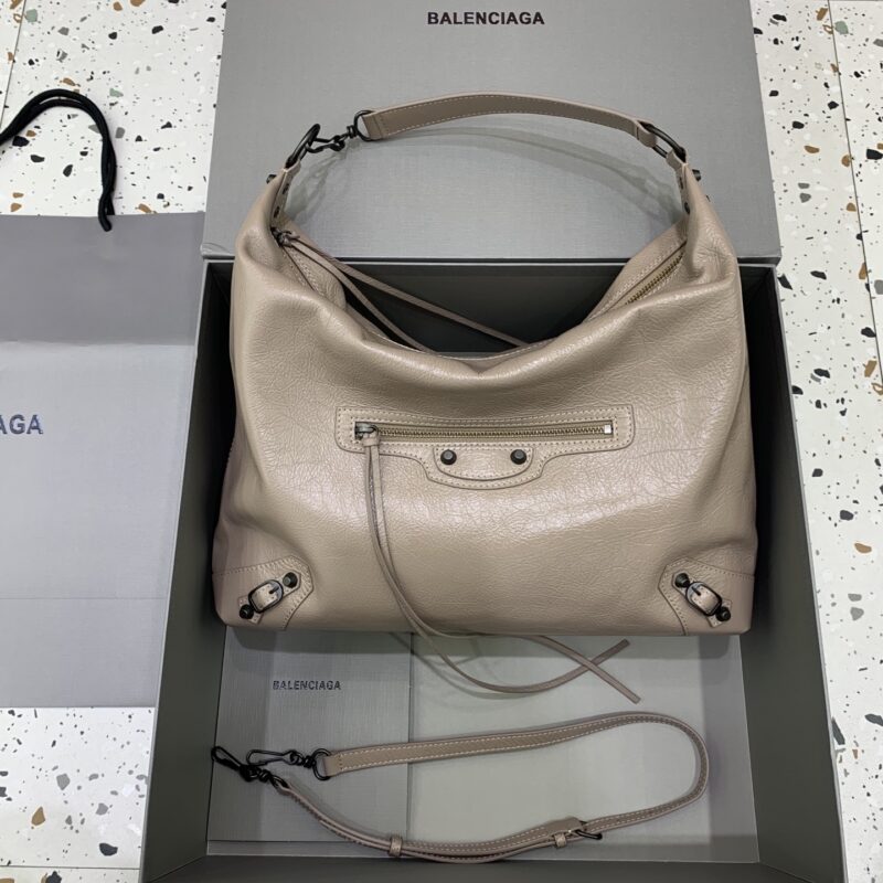 Balenciaga 新款 Le City Hobo 斜挎包 款号:852569【大号】