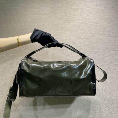 PRADA 新款波士顿🎉2VH194油腊皮大号