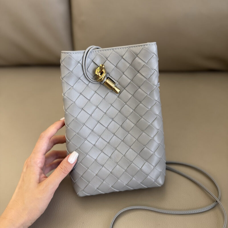 BV Andiamo Phone Pouch 银灰色 型号:843890
