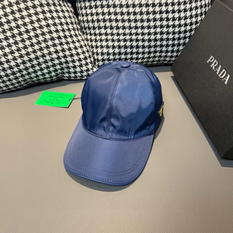 PRADA (普拉达)经典原单棒球帽， 经典倒三角金属logo