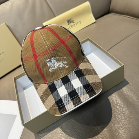 Burberry（巴宝莉）新款原单棒球帽