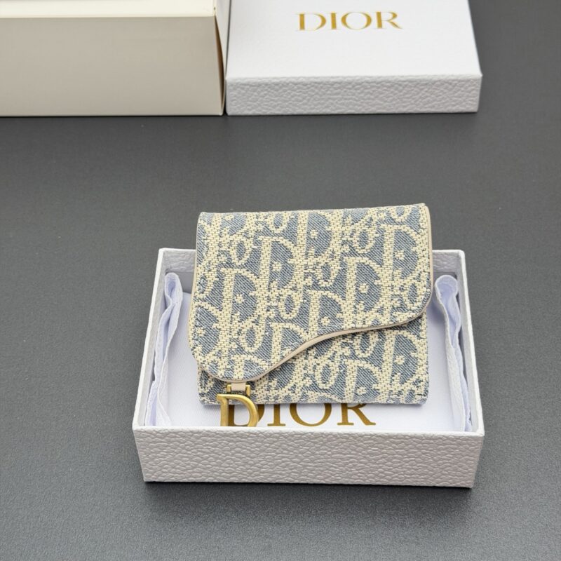 DIOR 【Bloom马鞍钱包系列】 型号：S5652   酒椰草/小牛皮