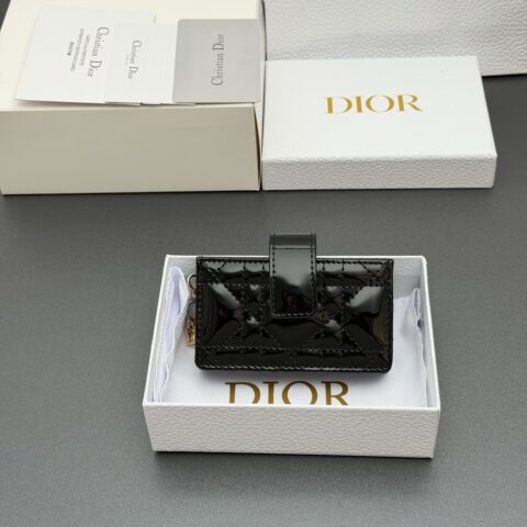 DIOR 【Lady Jasmine卡夹系列】型号：S0074   黑色漆皮牛皮腾格纹