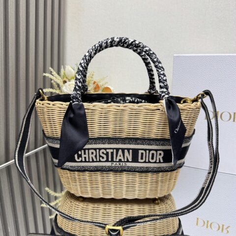 DIOR 顶级原单 编织款柳条编织的帽型款 型号:8310