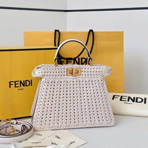 FENDI Peekaboo ISeeU全新系列全皮编织款 款号80138
