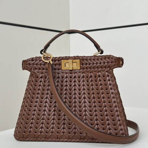 FENDI Peekaboo ISeeU全新系列全皮编织款 款号80138m