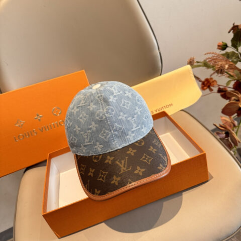 LV (路易威登)新款原单棒球帽 老花拼接