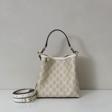 GUCCI 专柜品质，顶级原单货，实物实拍！款号815118白胶