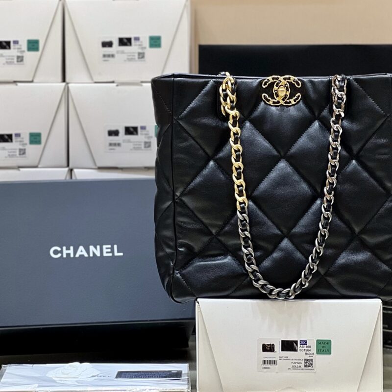 CHANEL 19 bag tote购物包 AS3519
