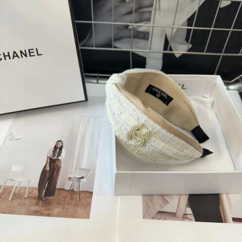 CHANEL (香奈儿)最新款小香发箍
