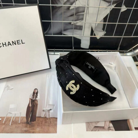 CHANEL  (香奈儿)最新款小香发箍