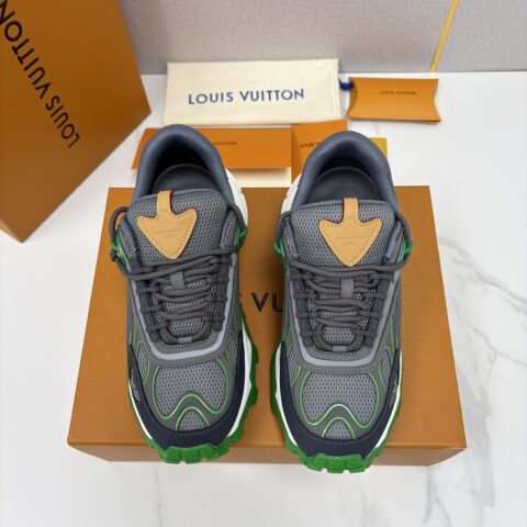 LV Runner Summit 男士新款撞色运动鞋系列