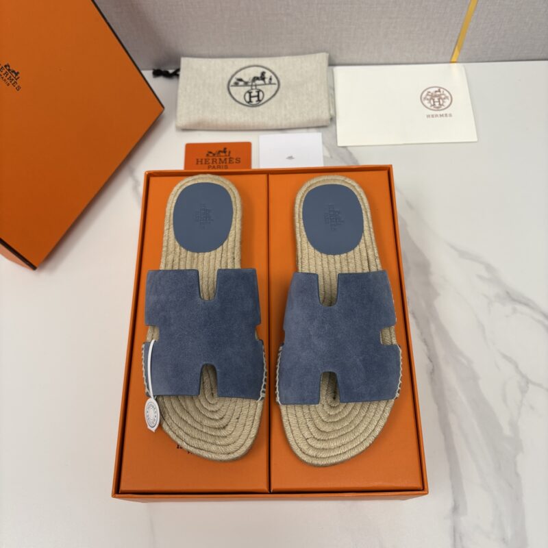 HERMES  Antigua 系列草编凉拖
