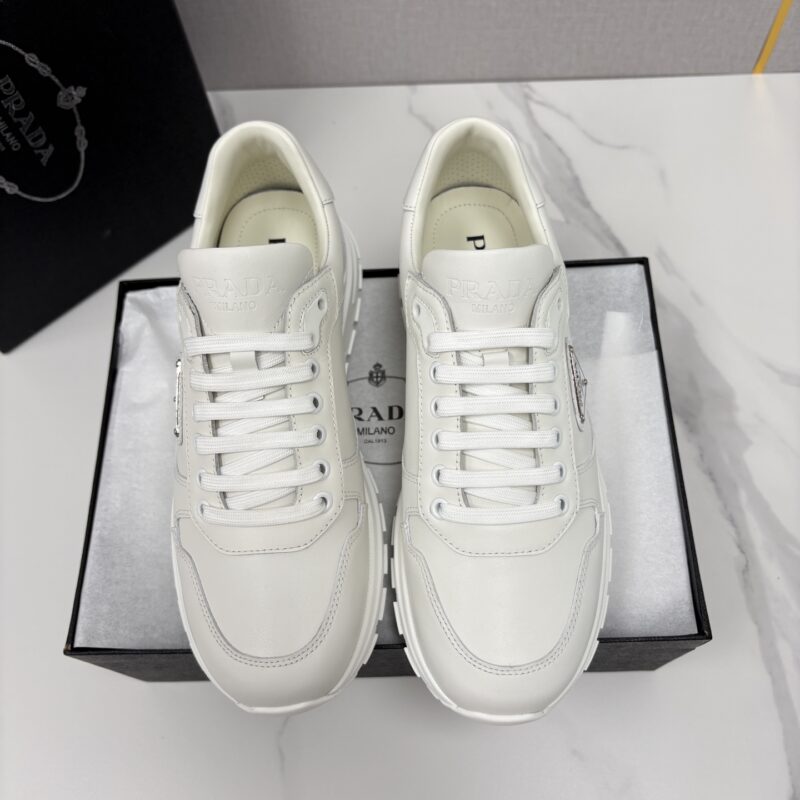 PRADA 新款男士小牛皮运动鞋
