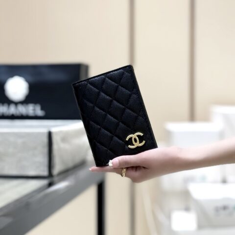 CHANEL 25P 最美护照钱包 AP4480
