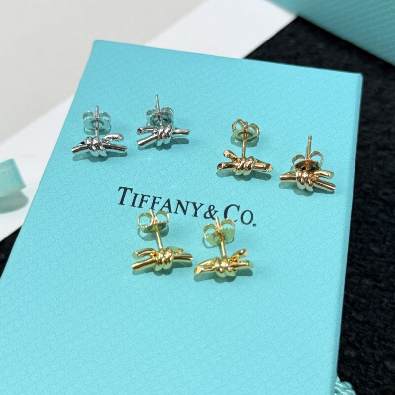 ☀Tiffany&co 蒂芙尼 knot缘系列迷你打结耳钉耳环