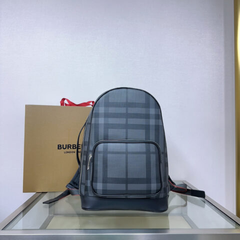 Burberry B家最新双肩包 型号1601 灰格