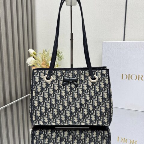 DIOR 新款小号购物袋 型号:1410
