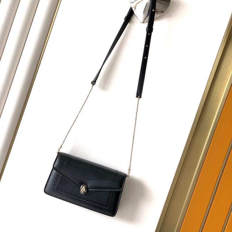 BVLGARI Serpenti Forever系列链带手拿包 29456 黑色