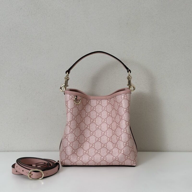 GUCCI 专柜品质，顶级原单货，实物实拍！款号815118粉胶