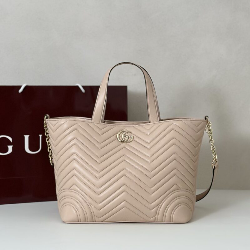 GUCCI 专柜品质，顶级原单货，实物实拍！款号847387淡浅粉