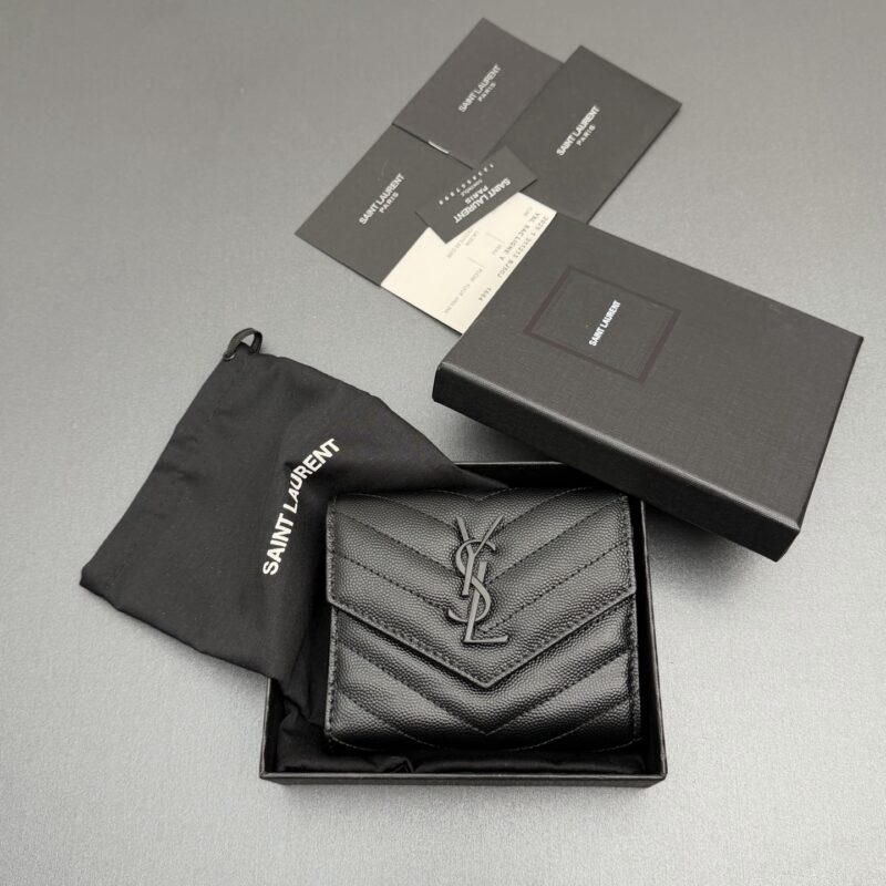 YSL MATELASSE短款粒面壓印皮革三折短包 编号:403943  黑色球纹/黑扣