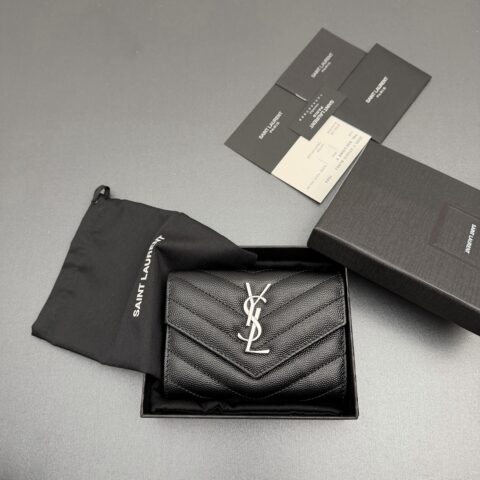YSL MATELASSE短款粒面壓印皮革信封錢包 编号:414404 黑色球纹/银扣