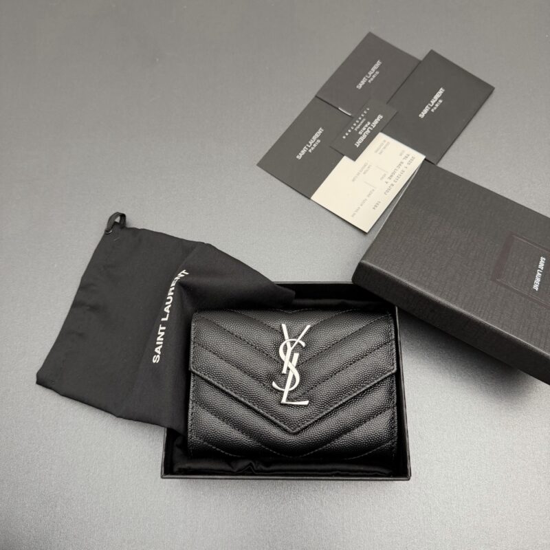 YSL MATELASSE短款粒面壓印皮革信封錢包 编号:414404 黑色球纹/银扣