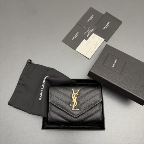 YSL MATELASSE短款粒面壓印皮革信封錢包 编号:414404 黑色球纹/金扣