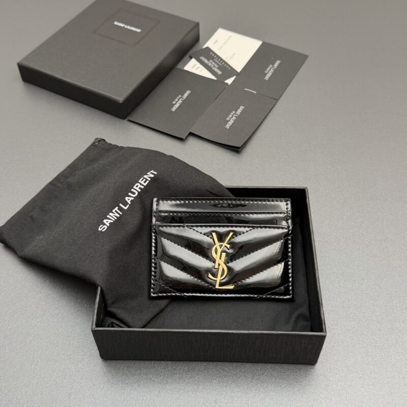 YSL MATELASSE亮皮革卡包 编号:423291 黑色漆皮/金扣