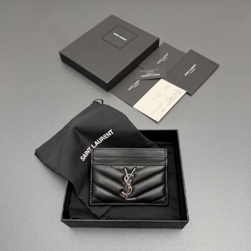 YSL MATELASSE羊皮革卡包 编号:423291 黑色羊皮/银扣