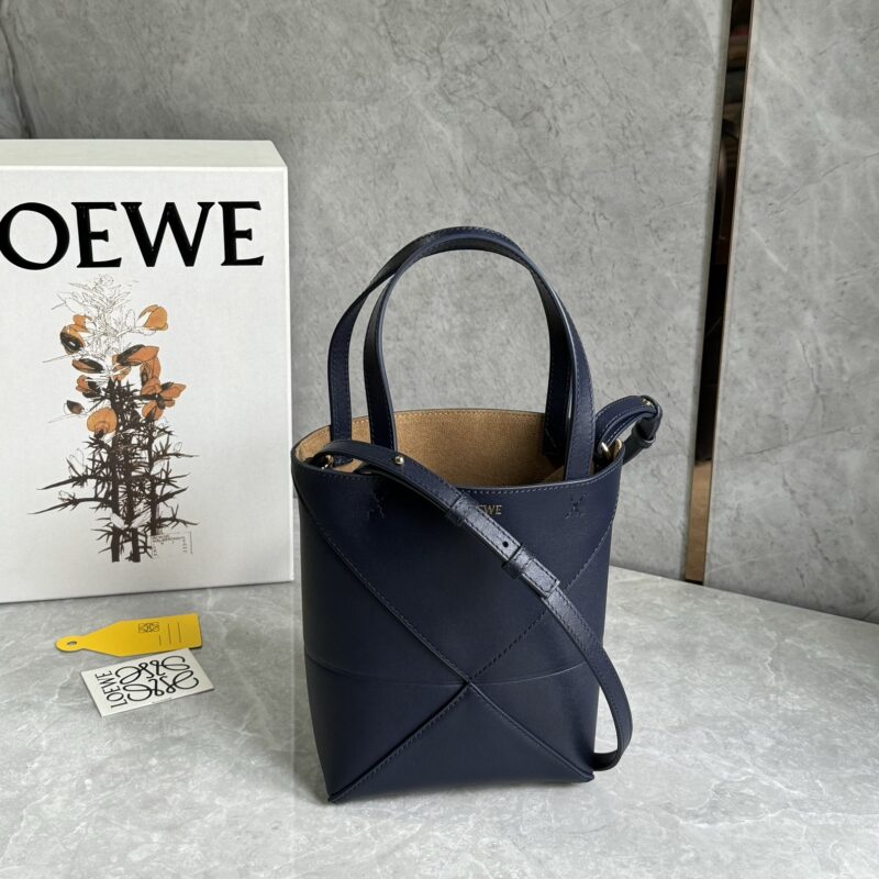LOEWE puzzle fold 系列可折叠托特包 0695 海军蓝
