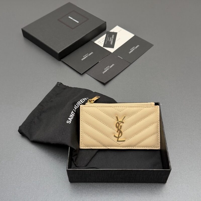 YSL MATELASSE粒面压印皮革拉链卡包 编号:607915  杏色球纹金扣