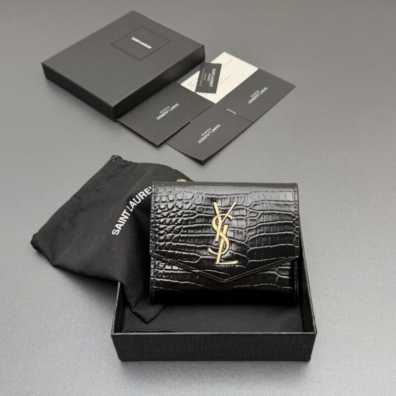 YSL MATELASSE鳄鱼纹压印皮革拉链双折翻盖钱包 编号:582296 黑色鳄鱼纹/金扣