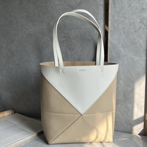 LOEWE puzzle fold 系列可折叠托特包  0693