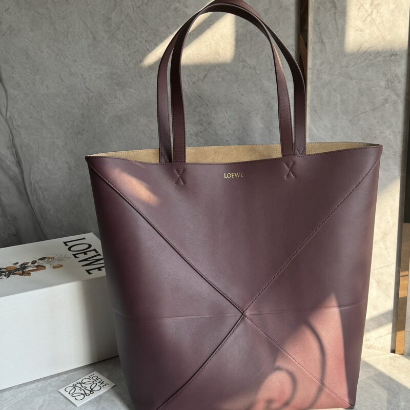 LOEWE puzzle fold 系列可折叠托特包 0692酒红色