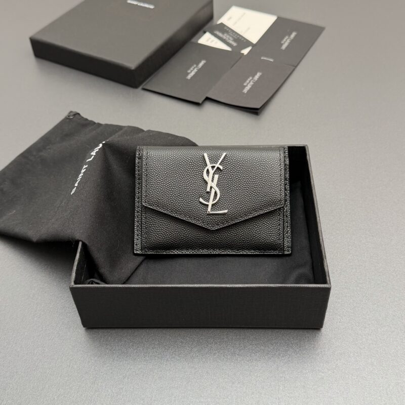 YSL UPTOWN粒面压印皮革翻盖卡包 编号:582305 黑色球纹银扣