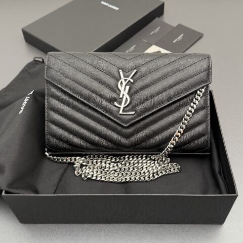 YSL ENVELOPE粒面皮革链条钱包 编号: 360452 黑色球纹/银扣
