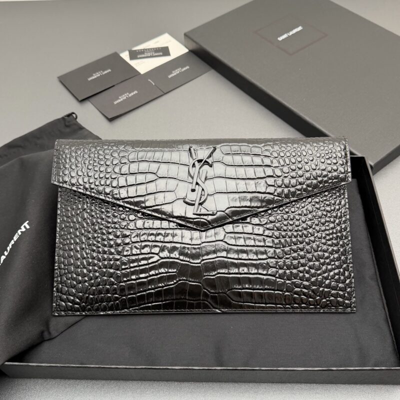 YSL UPTOWN鳄鱼纹压印皮革手拿包 编号: 565739   黑色鳄鱼纹/黑扣