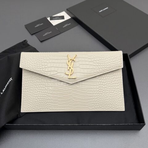YSL UPTOWN鳄鱼纹压印皮革手拿包 编号: 565739 白色鳄鱼纹/金扣