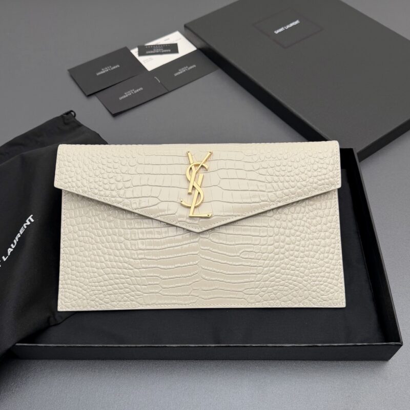 YSL UPTOWN鳄鱼纹压印皮革手拿包 编号: 565739 白色鳄鱼纹/金扣