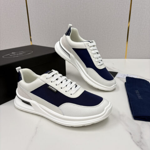 PRADA 新款男士小牛皮拼网布运动鞋