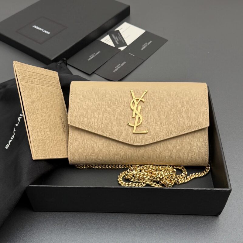 YSL ENVELOPE粒面皮革链条包 编号: 607788 杏色球纹/金扣