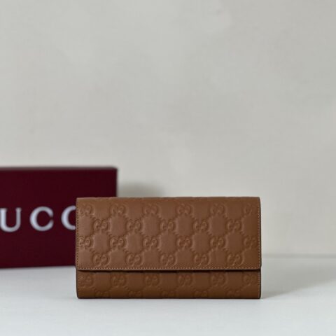 GUCCI 专柜品质，顶级原单货，实物实拍！款号847210棕色压花