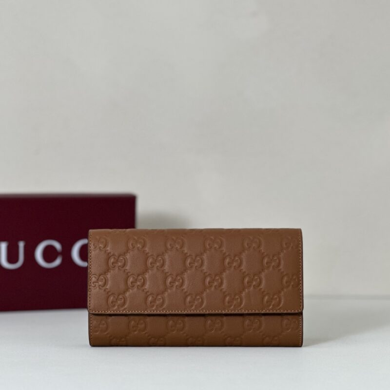 GUCCI 专柜品质，顶级原单货，实物实拍！款号847210棕色压花